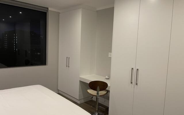 Sandton Smart Apartment Eleven