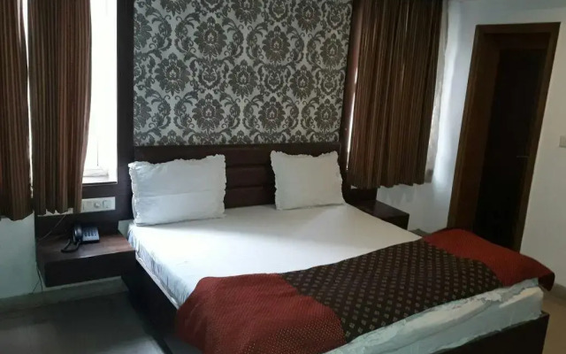 Hotel Parth Paradise