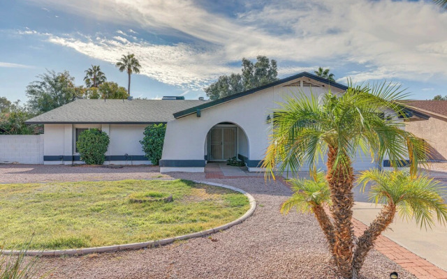 12 Mi to Old Town: Home w/ Patio & Yard Space