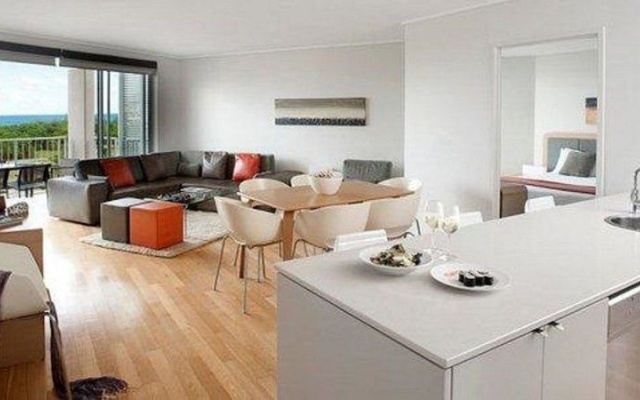 Resort & Spa 2302/03 Ocean Glimpses Over Central Park – Guest Rooms – Kingscliff