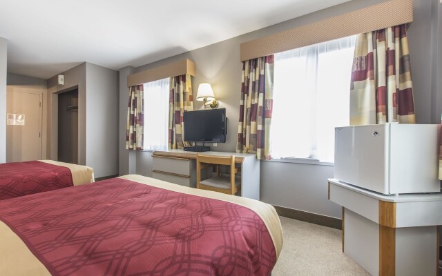 Econo Lodge La Malbaie