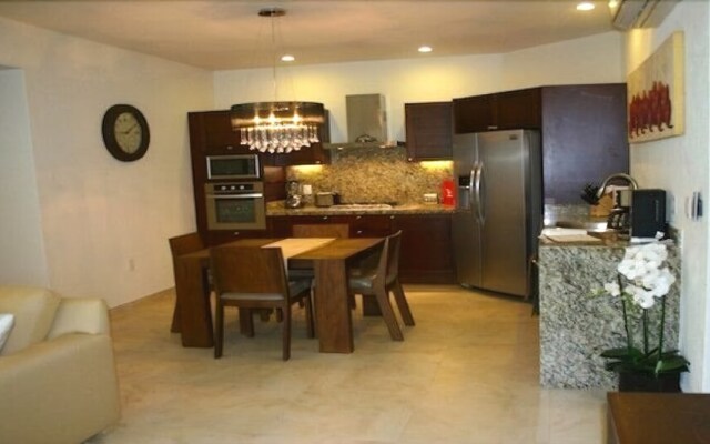 Romantic Zone V399 1 Bedroom