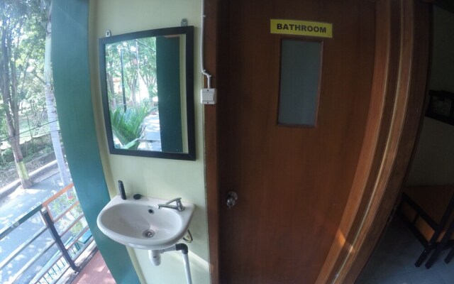 Dhika Adventure - Hostel