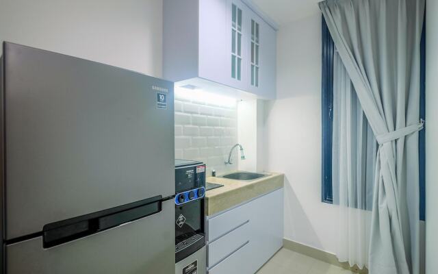 Comfort 1BR Apartment at Evenciio Margonda