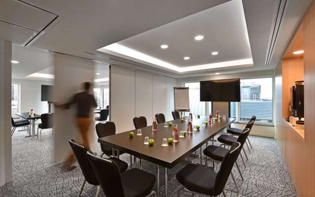Park Inn by Radisson Brussels Centre Midi