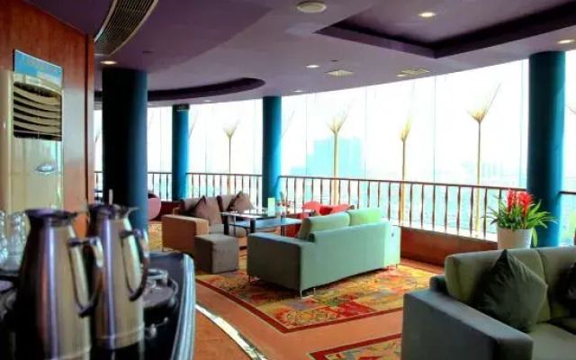 Jiashan Hotel