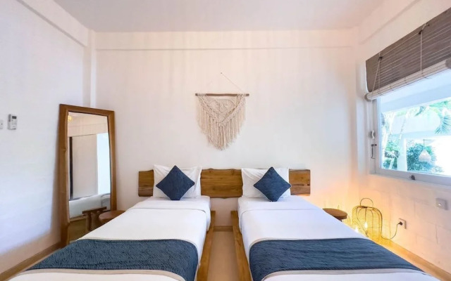 The Green Room Canggu - Hostel