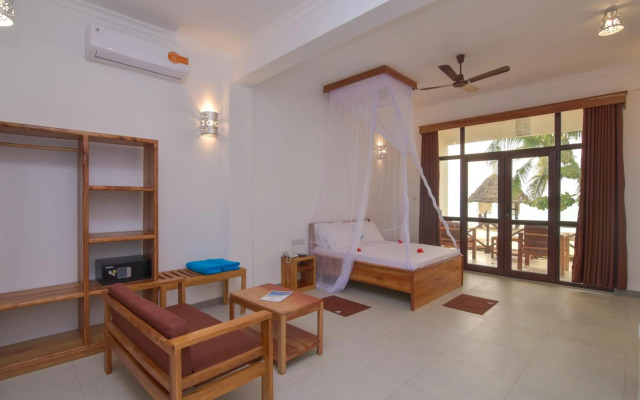 Mnarani Beach Cottages
