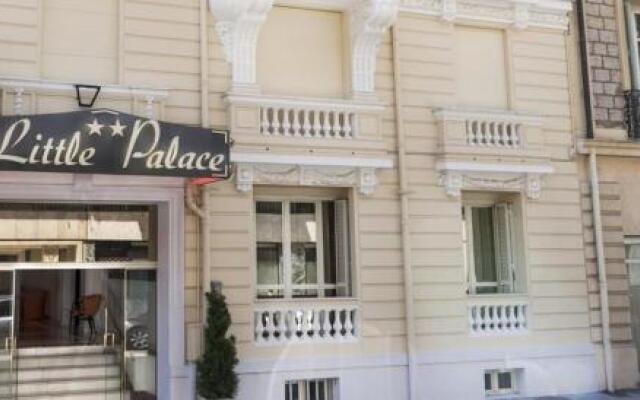 Hotel Jora Palace