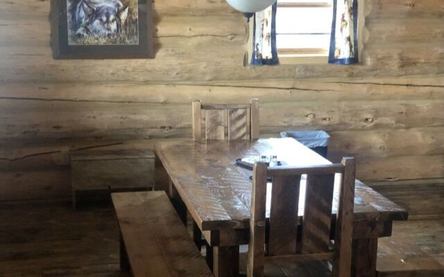 The Roosevelt Hotel - Yellowstone