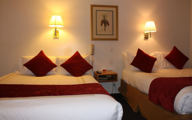 St. Moritz Lodge & Condominiums