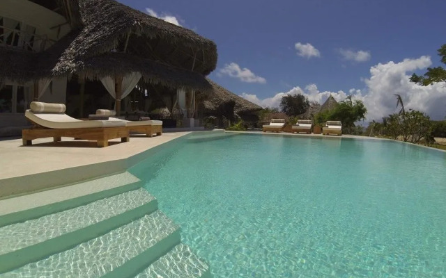 Leopard Point Luxury Beach Resort & Spa