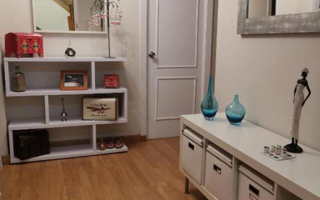 Becquer. Luminoso y amplio apartamento.Playa a 3km