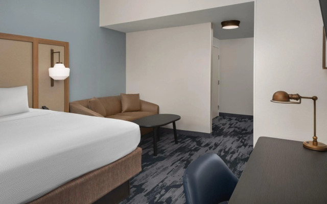 Fairfield Inn & Suites by Marriott Roanoke Hollins/I-81