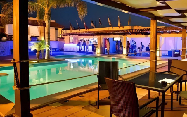 Villa Carlo Resort