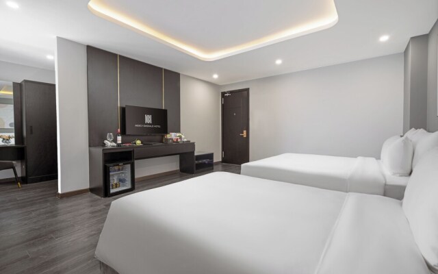 Mercy Emerald Hotel