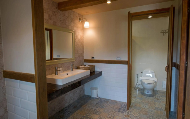 Mela Garden Retreat Cottage