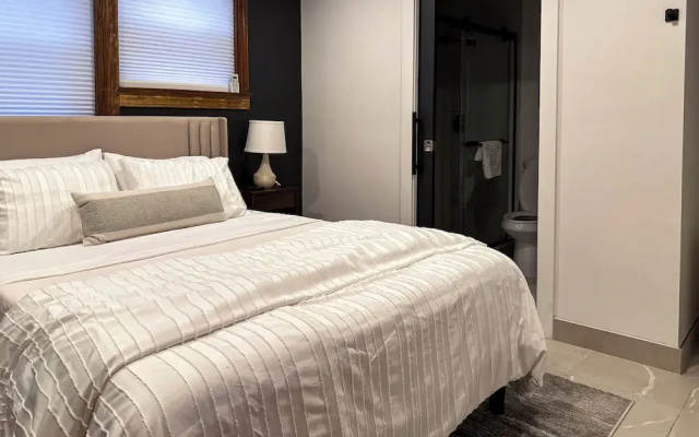 DTW Suites