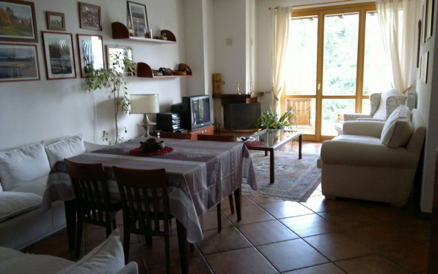 Lo Scoiattolo e la Noce