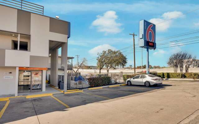 Motel 6 Austin, TX - Airport - South