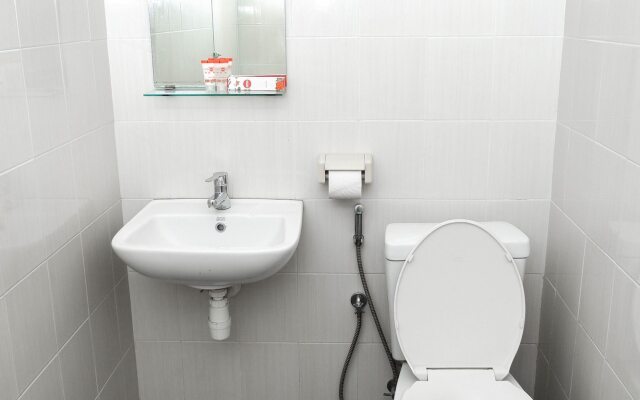 Super OYO 389 Sky Guesthouse