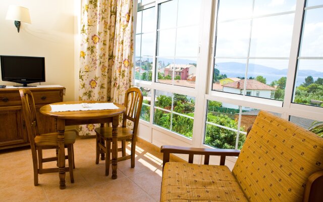 ApartHotel Punta Cabicastro
