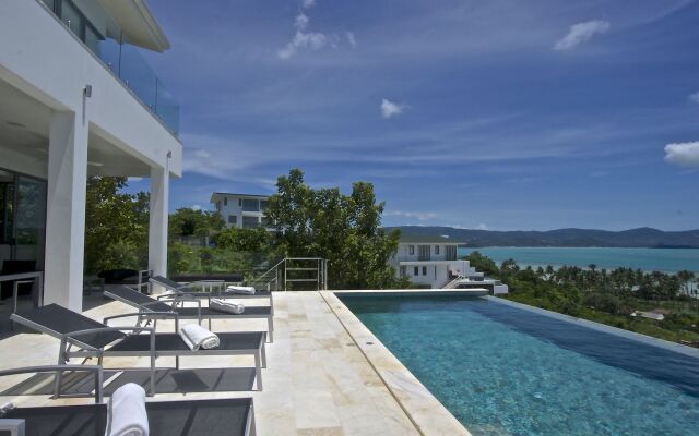 RED SKY beach view villa