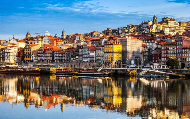 Stunning 3-bed-2-bath villa over Douro River;Porto city - WIFI-sleep 6-10