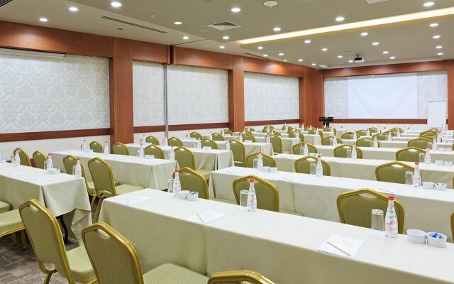 Limak Ambassadore Hotel