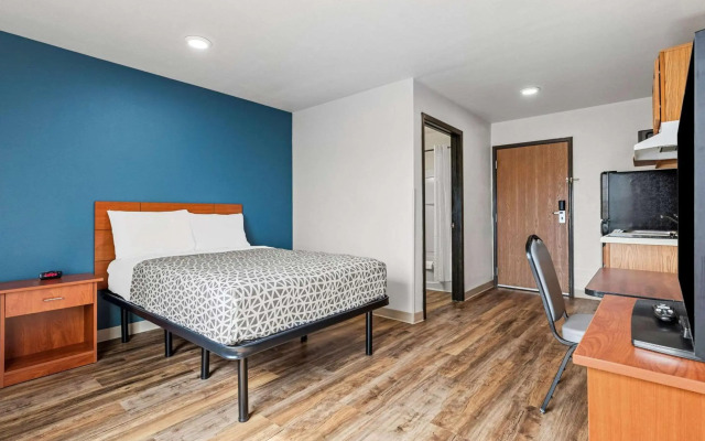 WoodSpring Suites Tulsa