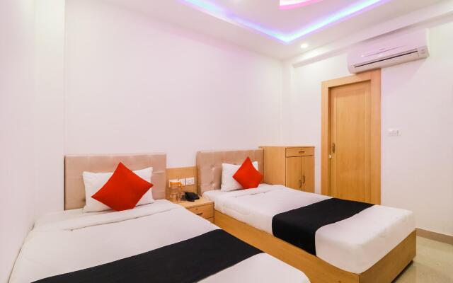 Capital O 61009 Hotel Moti Mahal