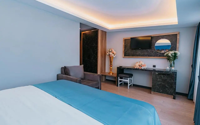 City Port Hotel