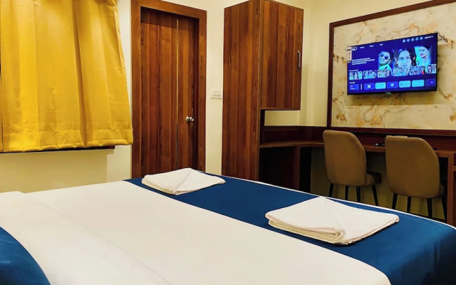 The Velar Hotel, Vijay Nagar