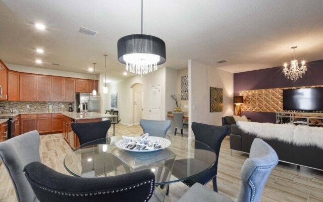 Solterra - 6 Bedrooms House W/Pool-7036sr