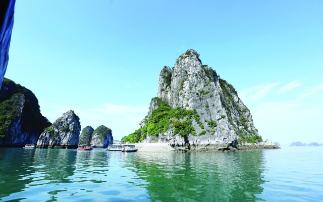 Calypso Cruises