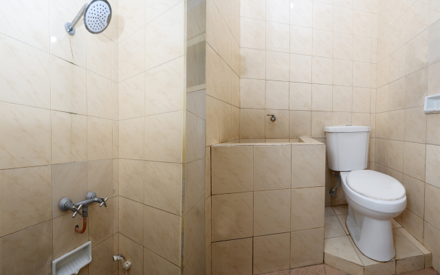 OYO 1843 Cahya Nirwana