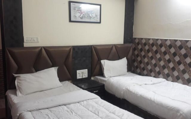 Fabhotel Sarwan