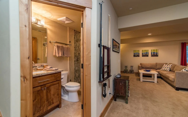 Tahoe Donner Home by RedAwning