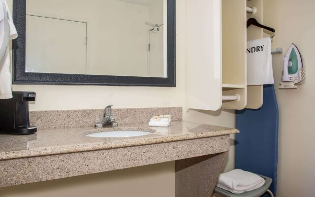 La Quinta Inn & Suites Columbia