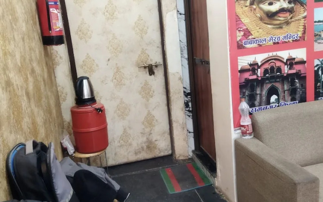 The Kashi Dham P Guest House