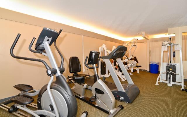 Best Western Navarre Waterfront