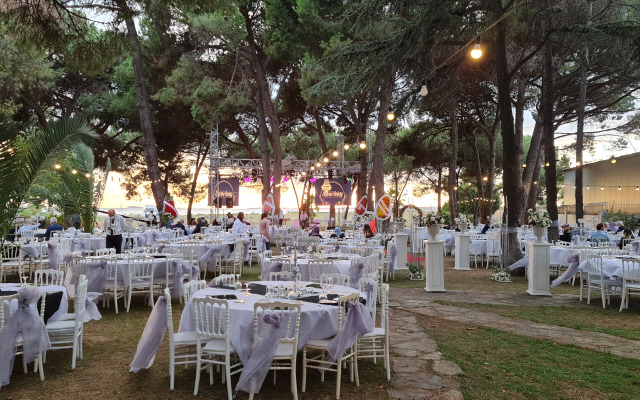 Sporköy Hotel & Beach Club