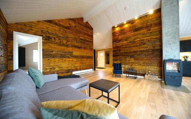 Hattvika Lodge