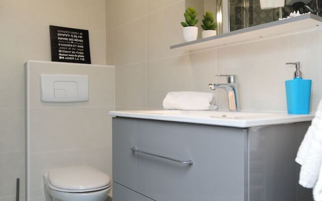 Studio Paradise Five Stars Holiday House