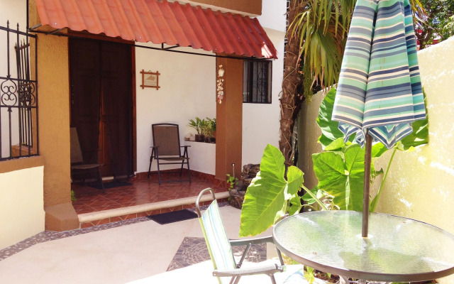 Los Caracoles Bed & Breakfast