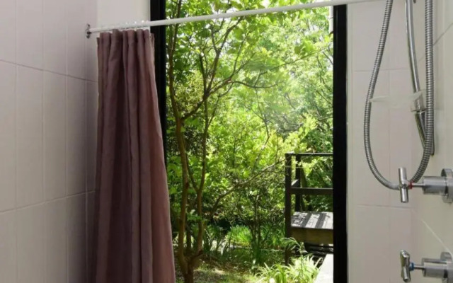 Cloudsong Chalet 3 - Close to the village centre!