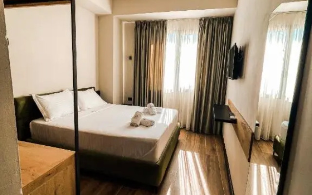 Gogo's Boutique Hotel