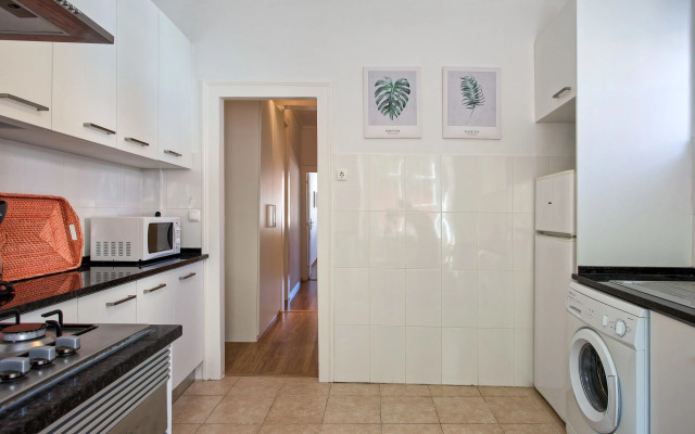 Alfama River Flat