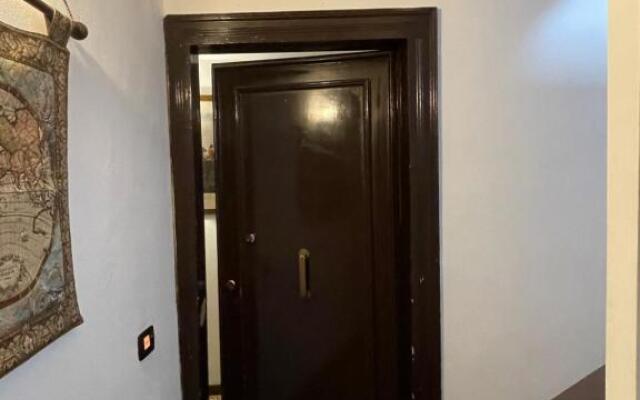Hesperia Apartment