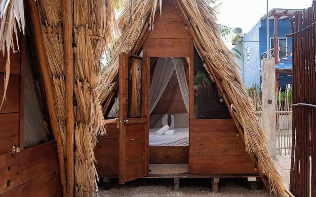 Mapache Hostel